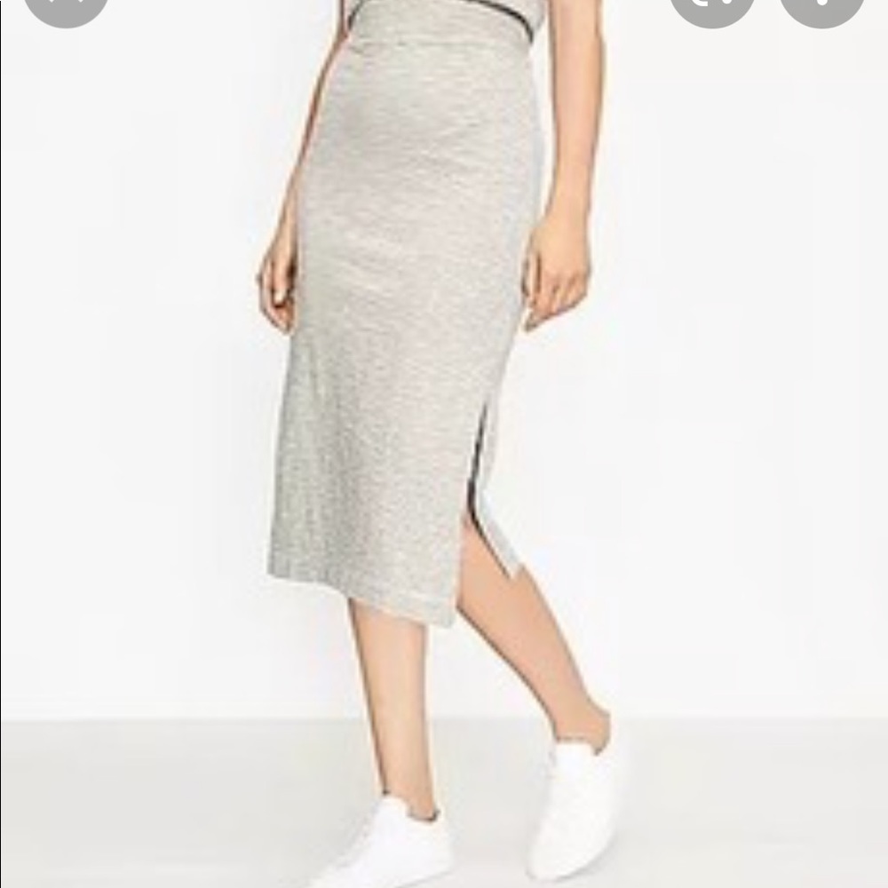 NWOT Lou & Grey ribbed midi skirt - mint green